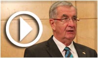 M. Ernst Burgbacher, Secrétaire d'Etat parlementaire allemand, chargé du tourisme et des PME