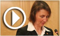 Mme Dagmar Ossenbrink, Directrice générale AHK