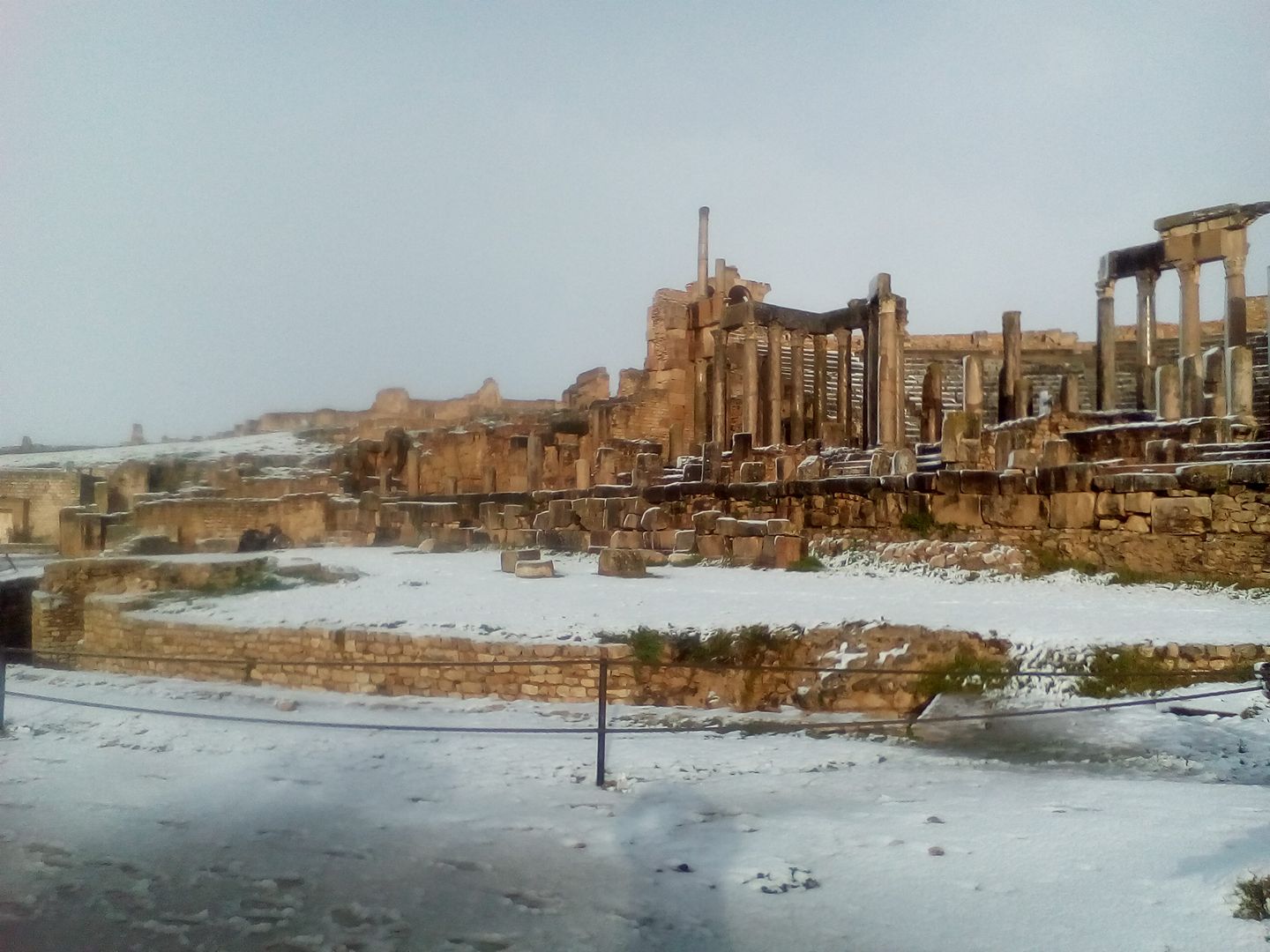 Encore plus de photos de Dougga et de son site archéologique sous la neige