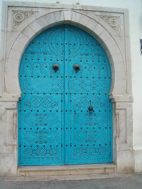 3068267-Tunisia_Tunis_Medina_of_Tunis_a_door-Tunis.jpg
