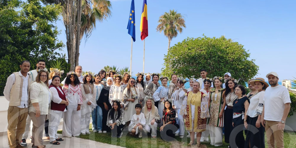 Tunis célèbre la Journée Universelle de la Blouse Roumaine