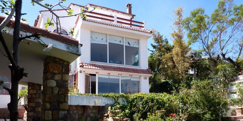 En photos : découvrez Dar Tabarka, une maison d'hôtes située en haut de la ville surplombant la mer