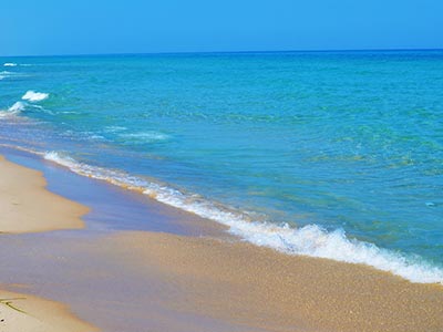 Baignade estivale à Plage Daroufa Nabeul à ne pas rater 