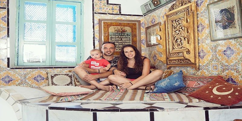 espagnols-touristes-tunisie-270818-1.jpg