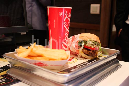 fatburger-110913-2.jpg
