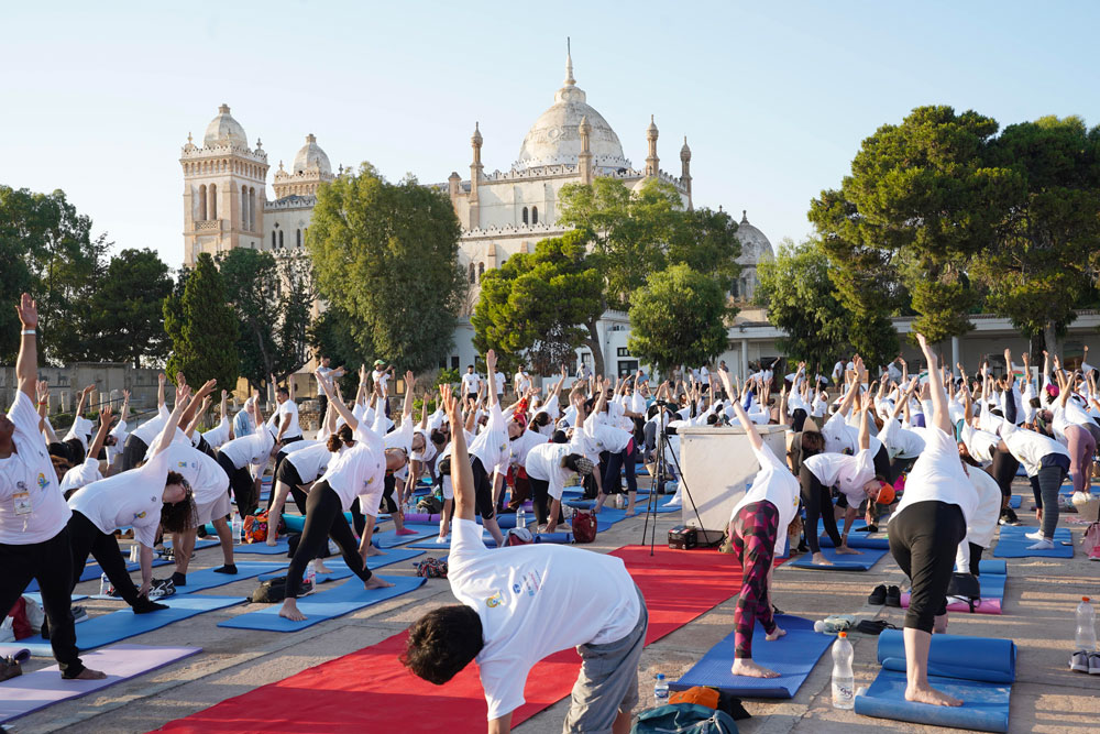 L’Ambassade de l’Inde lance des cours de yoga et de hindi ouverts aux Tunisiens dès juillet