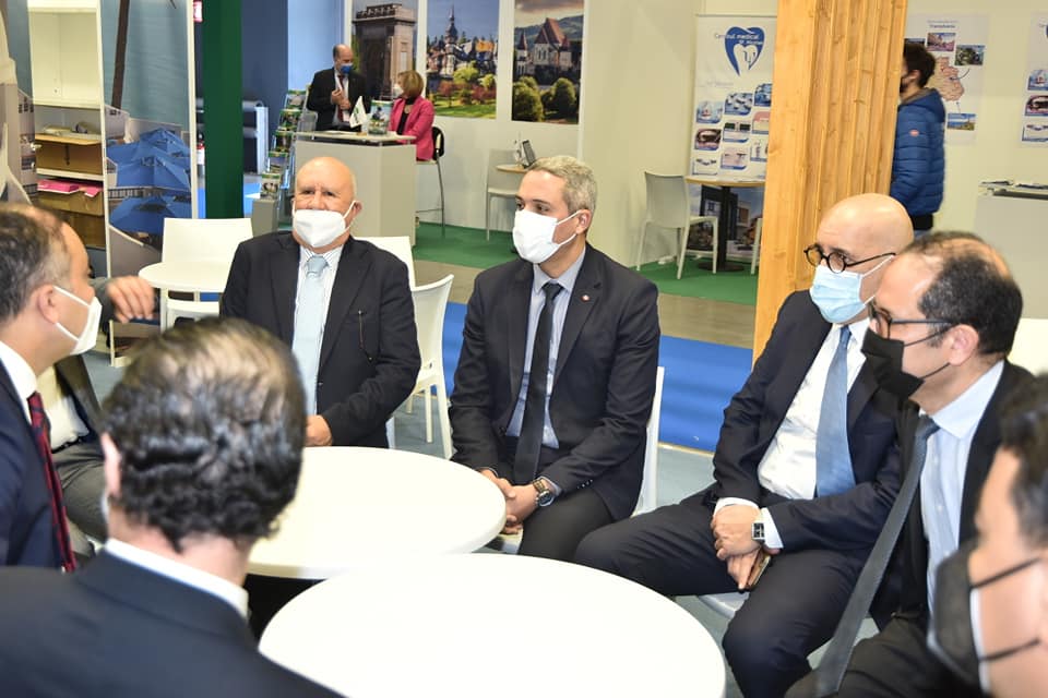 ministre-italie-120422-3.jpg