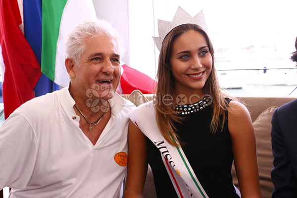 miss-141016-13.jpg
