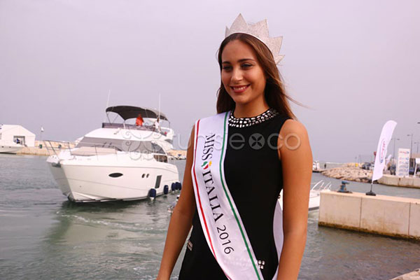 miss-141016-6.jpg