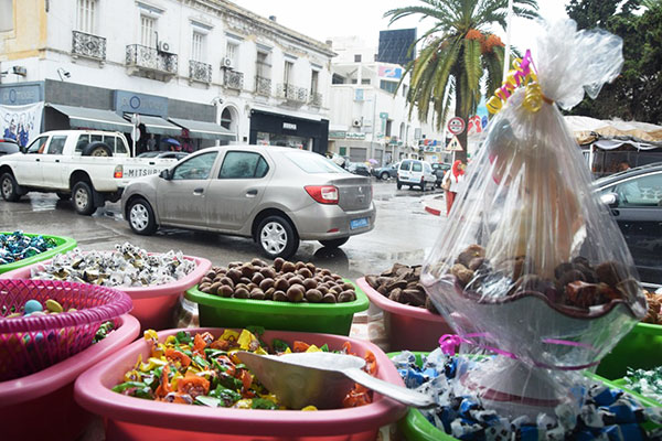 Préparation des poupées en sucre pour le nouvel an de l'Hégire Ã  Nabeul 