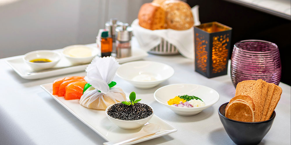 Qatar Airways introduit le caviar en classe affaires !