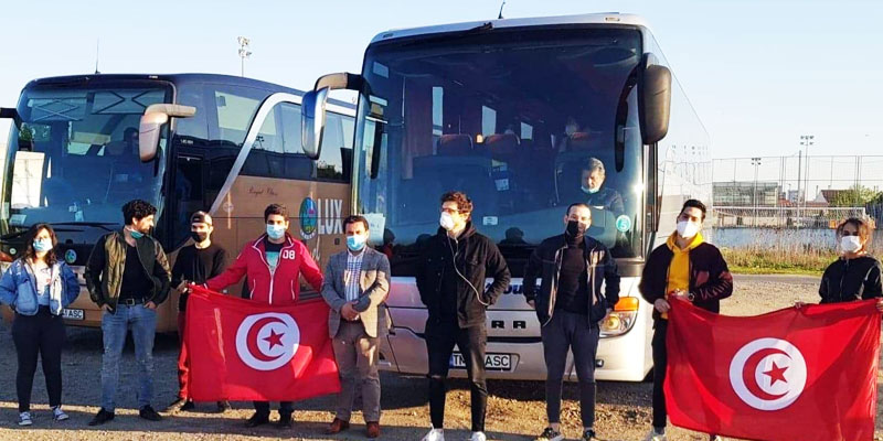 اجلاء اكثر من 100 طالب من الطلبة الدارسين برومانيا وعدد من التونسيين العالقين