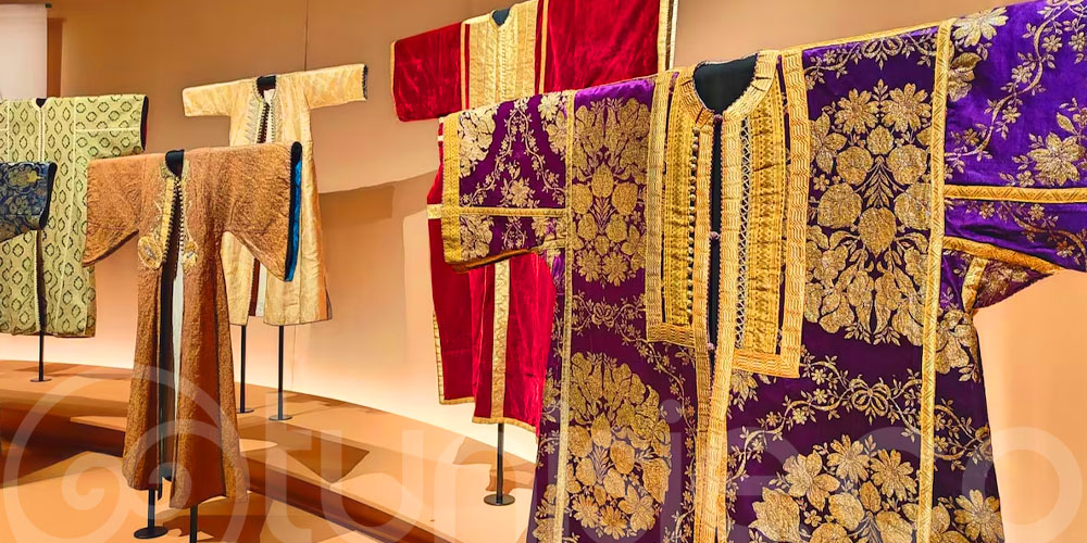 La Tunisie éblouit Paris avec ses broderies d’or au musée du quai Branly