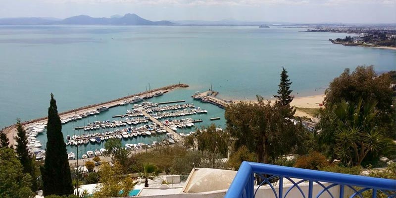 En photos : Découvrez La Villa Bleue Ã  Sidi Bou SaÃ¯d