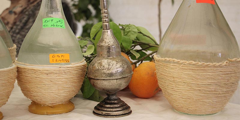 Pure Eau De Fleur D Oranger Distillation Nabeul Tunisie
